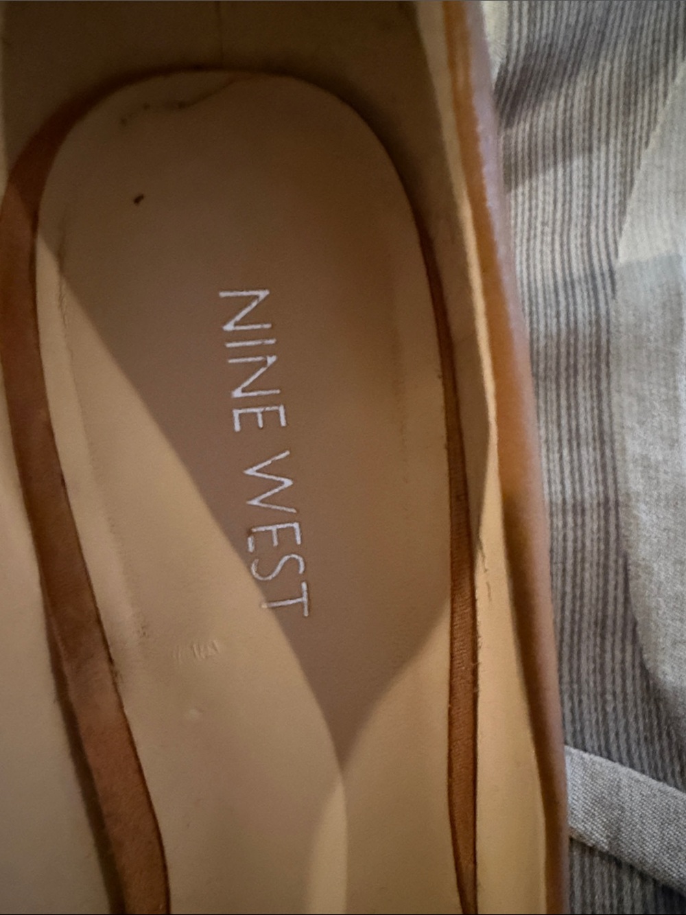 Nine West Caramel Tan Leather Pointed Pumps - Picture 3 of 5